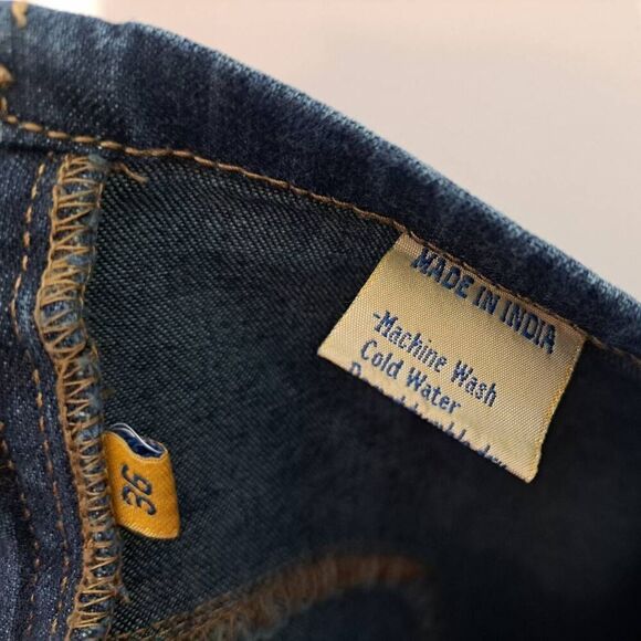 Ruf N Tuf Women's Y2K Trendy Low Rise Flare Jeans size 36 India / Large US - Picture 10 of 11